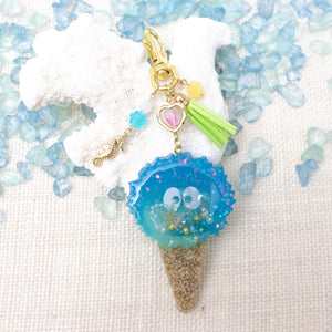 Soot Sprite Ice Cream Liquid Shaker Charm Keychain [Glows in the Dark]