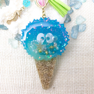 Soot Sprite Ice Cream Liquid Shaker Charm Keychain [Glows in the Dark]